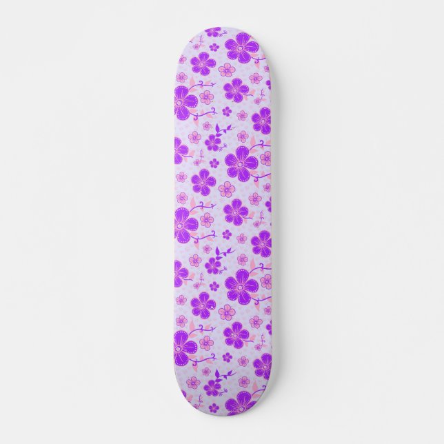 Skate Impressão Floral bonito Roxo e Rosa na Lavanda (Frente)