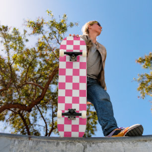 Skate Impressão Xadrez Rosa e Branco