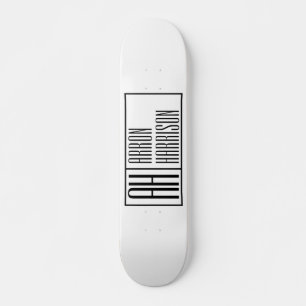 Skate Iniciais Mínimas Modernas e Logotipo de Nome