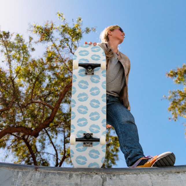 Skate Lábios Azuis, Padrão de Lábios, Lábios com Batom A (Ao ar livre 1)