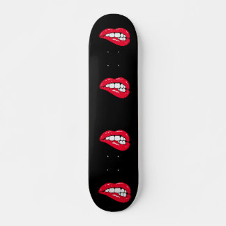 Skate Lábios de cereja quentes Pop de licença preta