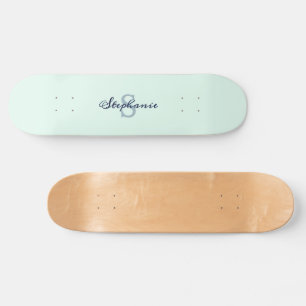 Skate Lindo Verde Claro Elegante Simples Fofo Monogramad