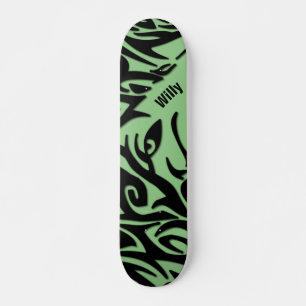 Skate Lobo Tribal Abstrato Verde e Negro com Nome