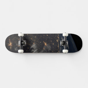 Skate Luzes Da Cidade À Noite No Planeta Terra