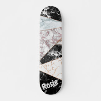 Skate Marcha branca escura, rosa, geométrica
