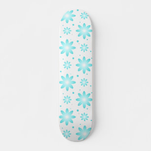 Skate Margarida delicada branca e turquesa, padrão de po