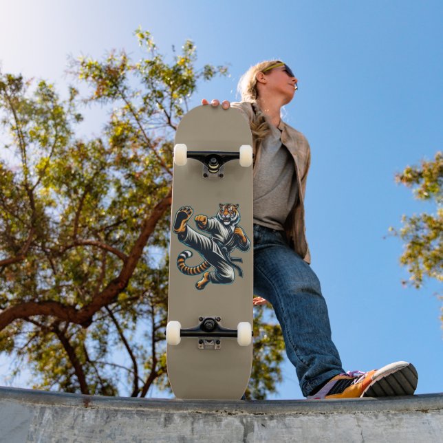 Skate Martial Arts Tiger (Ao ar livre 1)