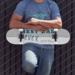 Skate Melhor Pai Russo de cinzas de Tipografia<br><div class="desc">Cinza Rustic Best Pai Alguma Vez Tipografia O skate do Dia dos Pais. Típica de tendências em um fundo rústico de cinzas. Adicione seus nomes. Este moderno skate personalizado é um presente perfeito para um pai no Dia dos Pais,  no aniversário ou no Natal e um doce guardião.</div>
