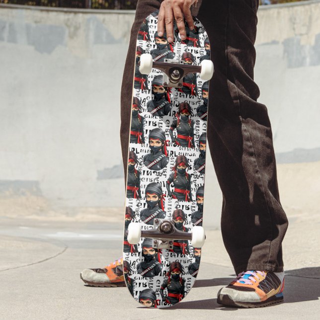 Skate Meninas Ninja Anime Com Design De Padrão De Texto (Criador carregado)