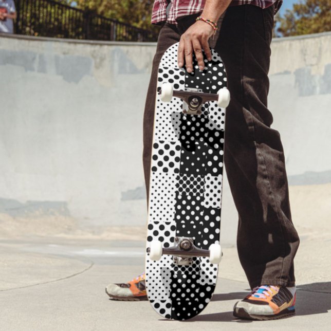 Skate Moda Preto e Branco Pontos Estilo Design  (Criador carregado)