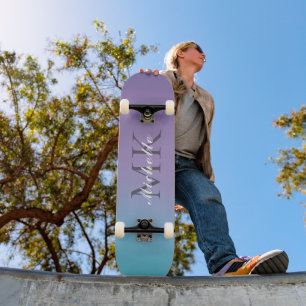 Skate Monograma com Nome Ombre Roxo e Azul Elegante