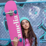 Skate Monograma Rosa Quente<br><div class="desc">Legal skateboard que apresenta o seu nome monográfico ou as suas iniciais numa fonte branca,  popular e moderna,  num fundo rosa-forte brilhante. Você pode ajustar o tamanho da fonte na ferramenta design para nomes menores ou maiores.</div>