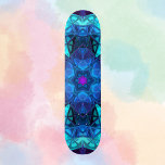 Skate Mosaico Caleidoscópio Flor Azul e Púrpura<br><div class="desc">Este mosaico design de flores caleidoscópicas apresenta azulejos azuis e roxos brilhantes. Um design geométrico vívido inspirado por fractais,  mandalas e mosaicos de vidro manchados. Pegue esta design de triquete bonita agora para seu amigo favorito que ama cores brilhantes!</div>