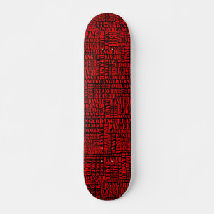 Skate Muitos perigos - vermelho em preto