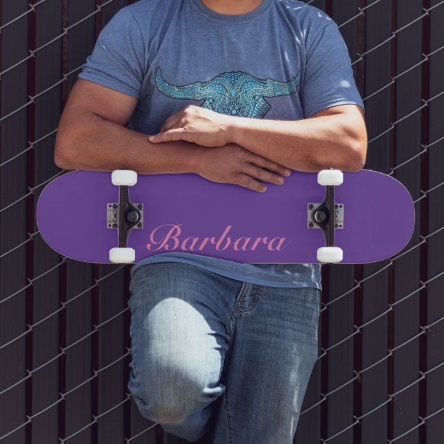 Skate Nome Elegante Roxo Real | Trendência Clássica (Ao ar livre 3)
