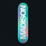 Skate Nome Holográfico do Skateboards Personalizado Unic<br><div class="desc">Personalize facilmente esses skatistas coloridos na estética Holográfica do Unicórnio. Adicione seu nome,  escolha fonte,  altere tamanho e posição,  adicione clipart,  fotos e formas.</div>