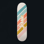 Skate Nome Personalizado do Arco-Íris do Retro Pastel<br><div class="desc">Retro inspirou design de explosão solar em cores brilhantes e lúcidas,  que podem ser personalizadas com seu nome.</div>
