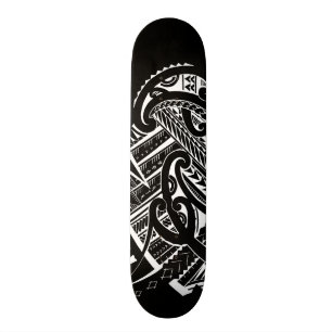 Skate o grande branco no tatuagem samoano tribal preto