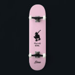 skate "Originalmente Girl"<br><div class="desc">O skate "Originalmente Girl" é uma marca única e nova criada por mim. Você pode personalizá-lo com o nome que quiser, como 'Stonewall' ou 'Eskimo', por exemplo. É leve, suave e flexível - perfeito para as meninas que querem aprender a skate! Clique em "Detalhes", role para baixo e pressione o...</div>