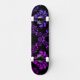 Skate Padrão azul e rosa em preto