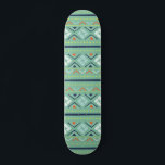 Skate Padrão Azul Verde Tribal Geométrico Moderno<br><div class="desc">O Quadro de Skateboard Verde Verde Tribal Geométrico moderno apresenta um padrão geométrico colorido em verde,  azul,  laranja e branco. Elaborado por ©Evco Studio www.zazzle.com/store/evcostudio</div>
