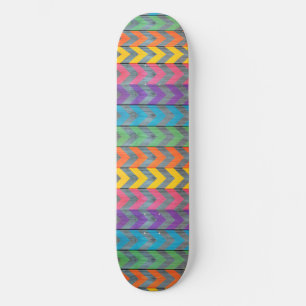 Skate Padrão Chevron na textura de madeira por Shirley
