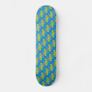Skate Padrão de Caveiras e Ossos Cruzados
