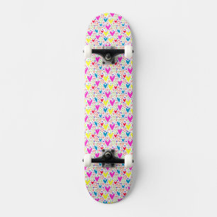 Skate Padrão de corações coloridos fofos