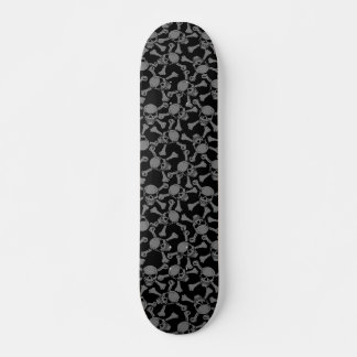SKATE PADRÃO DE CRÂNIOS GÓTICOS OSSOS CRUZADOS