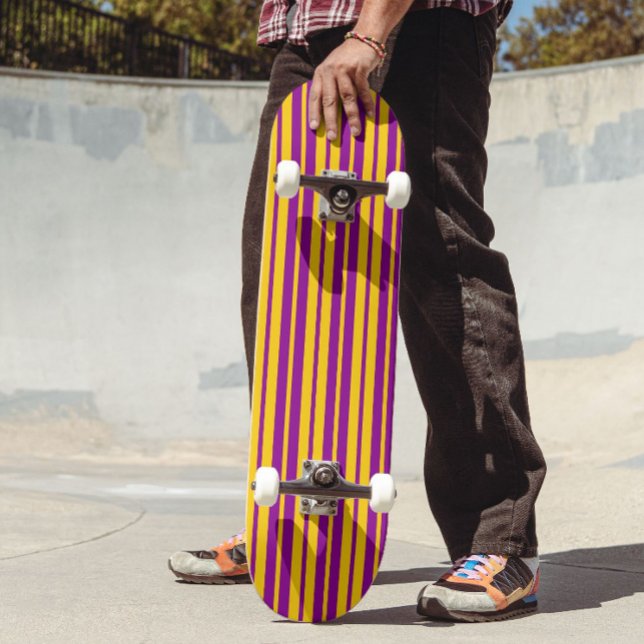 Skate Padrão de Design de Listras Elegantes Roxo e Amare (Criador carregado)
