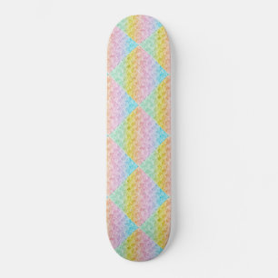 Skate Padrão de Diamante do Rainbow Pastel