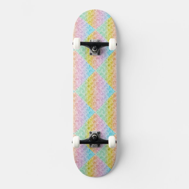 Skate Padrão de Diamante do Rainbow Pastel (Frente)