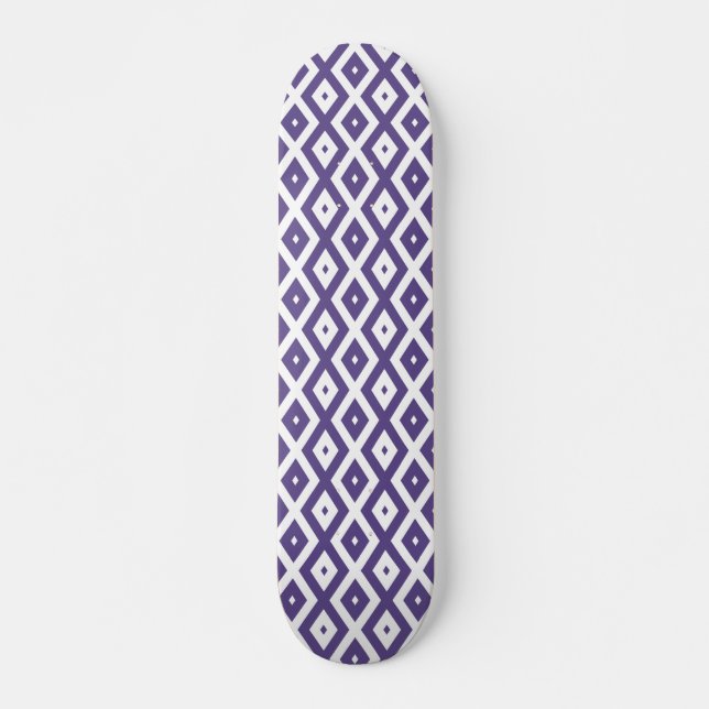 Skate Padrão de diamante ultra violeta e branco (Frente)