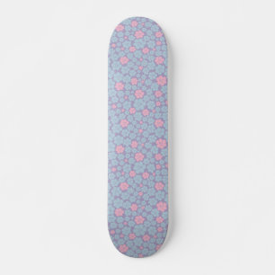 Skate Padrão de Flores em Azul, Lilás e Rosa