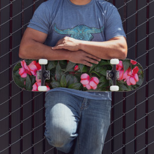 Skate Padrão de Flores Vibrantes Rosa de Impatiens da No