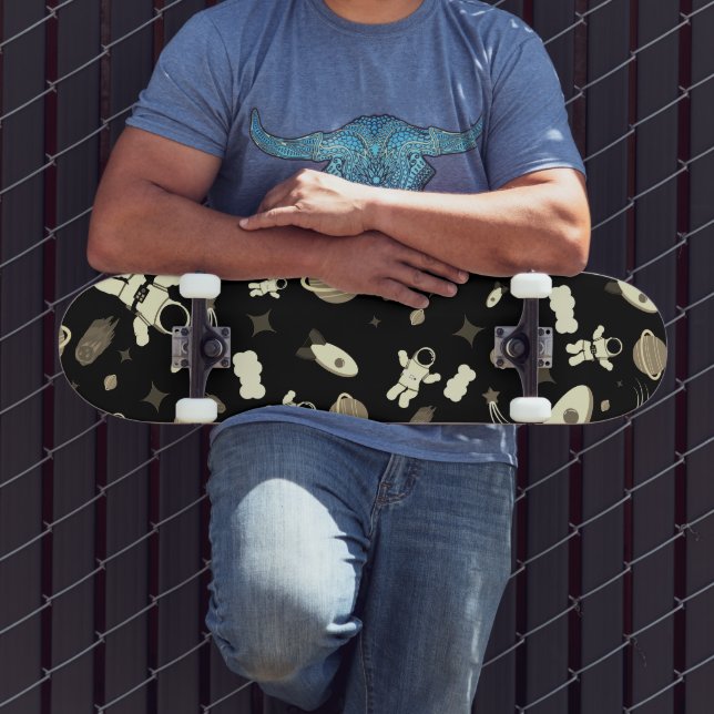 Skate Padrão externo e astronauta do garoto (Ao ar livre 3)