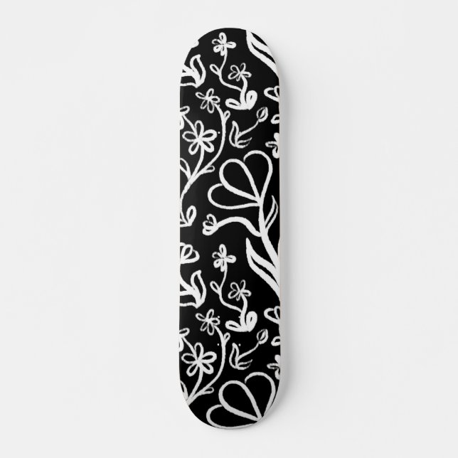 Skate Padrão Floral em Branco em Preto (Frente)