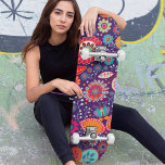 Skate Padrão Floral Moderno Colorido de Girly<br><div class="desc">Este design moderno apresenta um padrão floral colorido moderno #skateboard #skate #skateboard #skatelife #sk #skateboardingisdivertido #skater #skateshop #skateshop #skateday #skatetodos damnday #skateboarder #skateboards #skating #life #skatergirl #trendeshop #legal #outdoor #giro</div>