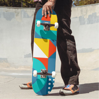 Skate Padrão Geométrico Colorido do Arco-Íris Moderno