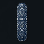 Skate Padrão legal de Prata Azul Geométrico Tribal<br><div class="desc">Legal padrão moderno geométrico tribal Blue Silver Pattern O skate apresenta um padrão moderno geométrico tribal de prata em fundo azul. Elaborado por ©Evco Studio www.zazzle.com/store/evcostudio</div>