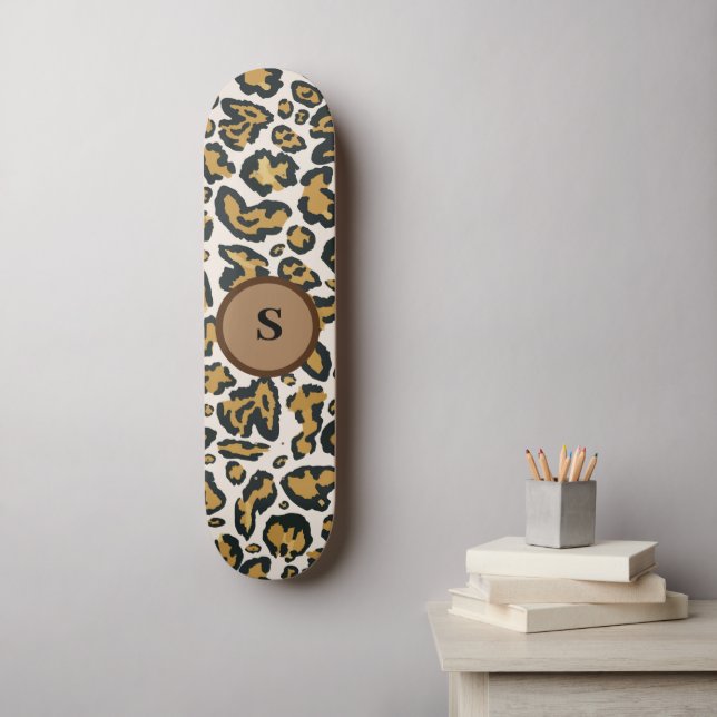 Skate Padrão Leopardo Castanho Monograma Inicial (Arte de parede)