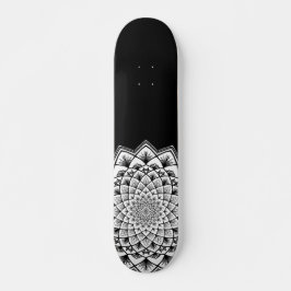 Skate Padrão Preto E Branco De Mandala
