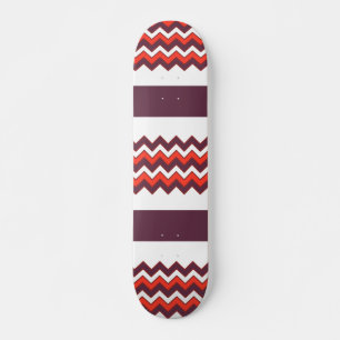 Skate Padrão Strike do Chevron branco vermelho
