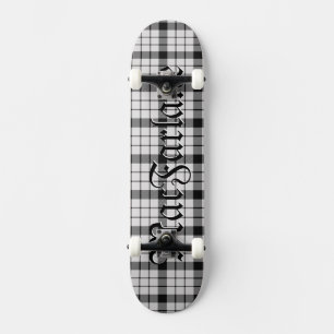 Skate Padrão Xadrez MacFarlane Vermelho
