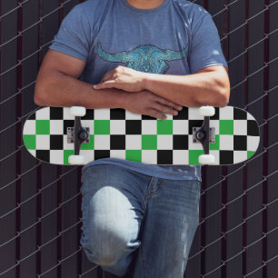 Skate Padrão Xadrez Verde Preto e Branco Design 