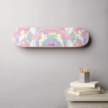 Skate Painel de navegação personalizado do Rainbow Pink<br><div class="desc">O Unicorn Skateboard tinha um fundo cor-de-rosa e arco-íris coloridos e unicórnios prontos para você personalizar. ✔ Nota: Nem todas as áreas de modelo precisam ser alteradas. 📌 Se você precisar de mais personalização, clique no botão "Clique para Personalizar mais" ou "Personalizar ou Editar Design" e use nossa ferramenta design...</div>