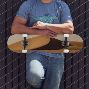 Skate Paisagem Desértica de Dunas de Areia