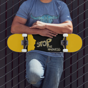 Skate Parem Com O Quadro De Capa Da Loucura