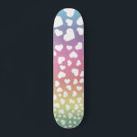 Skate Pastel Rainbow Hearts Para ela<br><div class="desc">Este design pode ser personalizado escolhendo a opção personalizar para adicionar texto ou fazer outras alterações. Se este produto tiver a opção de transferir o design para outro item, certifique-se de ajustar o design para o ajustado, se necessário. Entre em contato comigo em colorflowcreations@gmail.com se desejar usar este design em...</div>