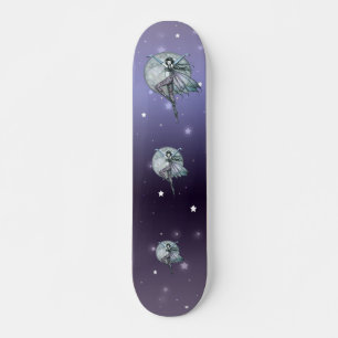 Skate Patinete Fada Cósmica por Molly Harrison